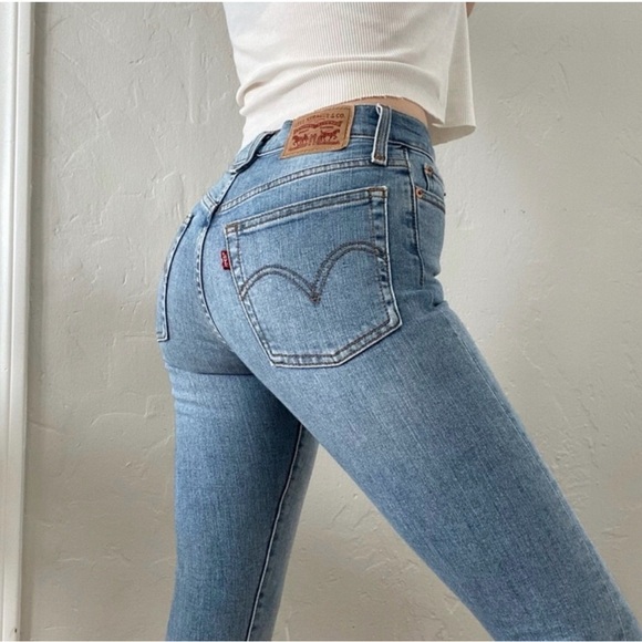Levi Wedgie Skinny Jeans - 16W - Picture 3 of 7